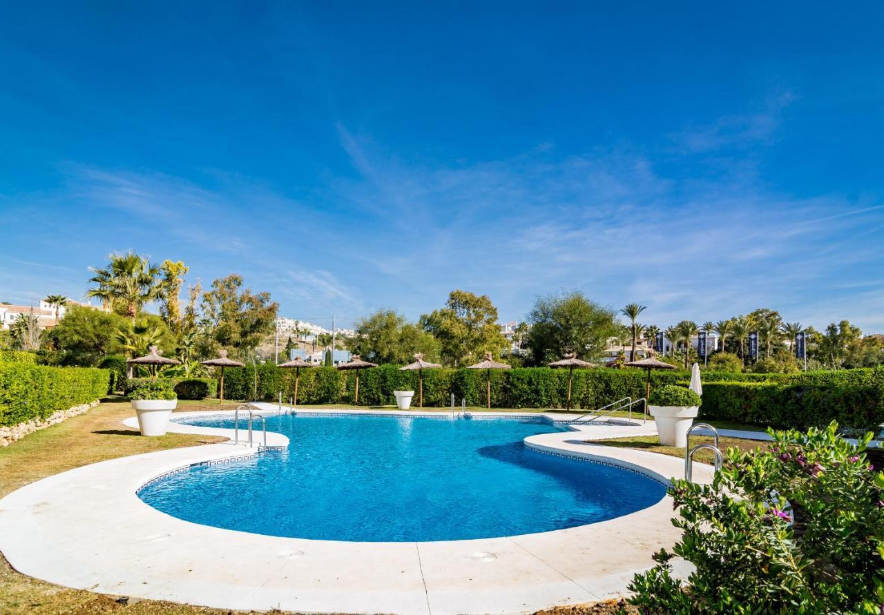 Gh-Modern 2 Bed Apartment With Pool In エステポナ エクステリア 写真